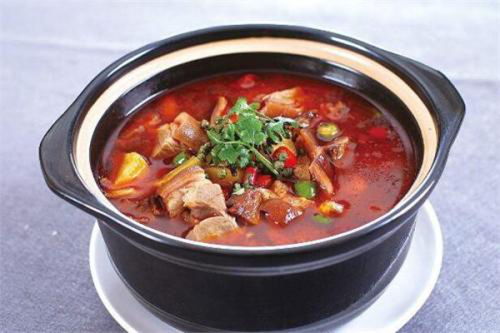 帥鄉(xiāng)天香砂鍋加盟費(fèi)解析 總投資12.07萬元及加盟詳情